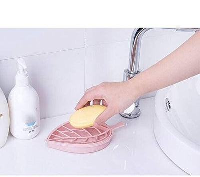 Soap Dish Holder Self Draining Leaf Shape Bar Soap Saver Suction Cup Bathroom CA